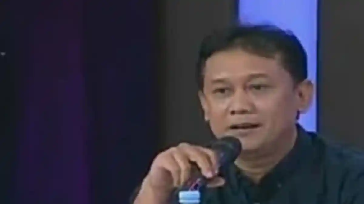 PTUN Tolak Gugatan HTI, Denny Siregar Sarankan Hizbut Tahrir Indonesia Pindah ke Alaska Agar Beku