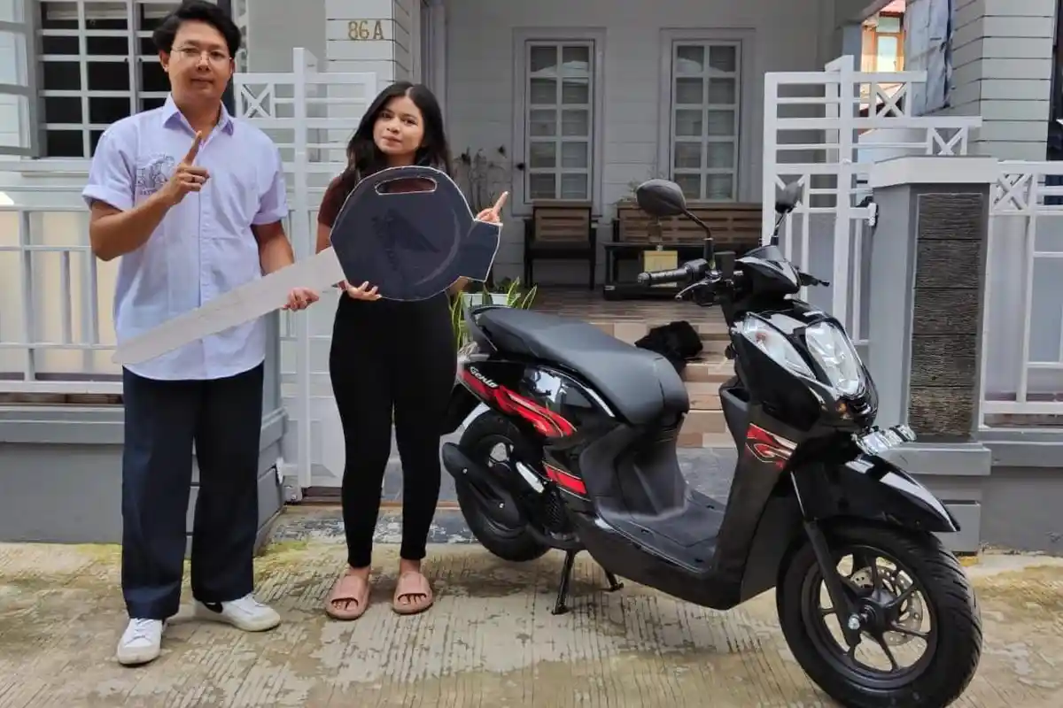 Astra Motor Kaltim 2 Serahkan Hadiah 1 Unit Motor, Doorprize Honda DBL East Kalimantan Series