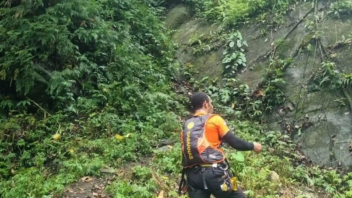 Wisata Berujung Maut: Warga Jayapura Ini Tewas Usai Jatuh dari Tebing Air Terjun Sentani