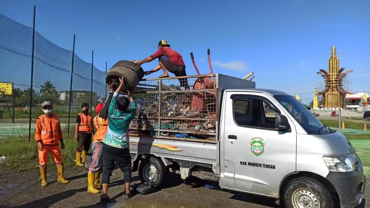 Peringati World Cleanup Day, Pemkab Mateng Lakukan Pembersihan Massal