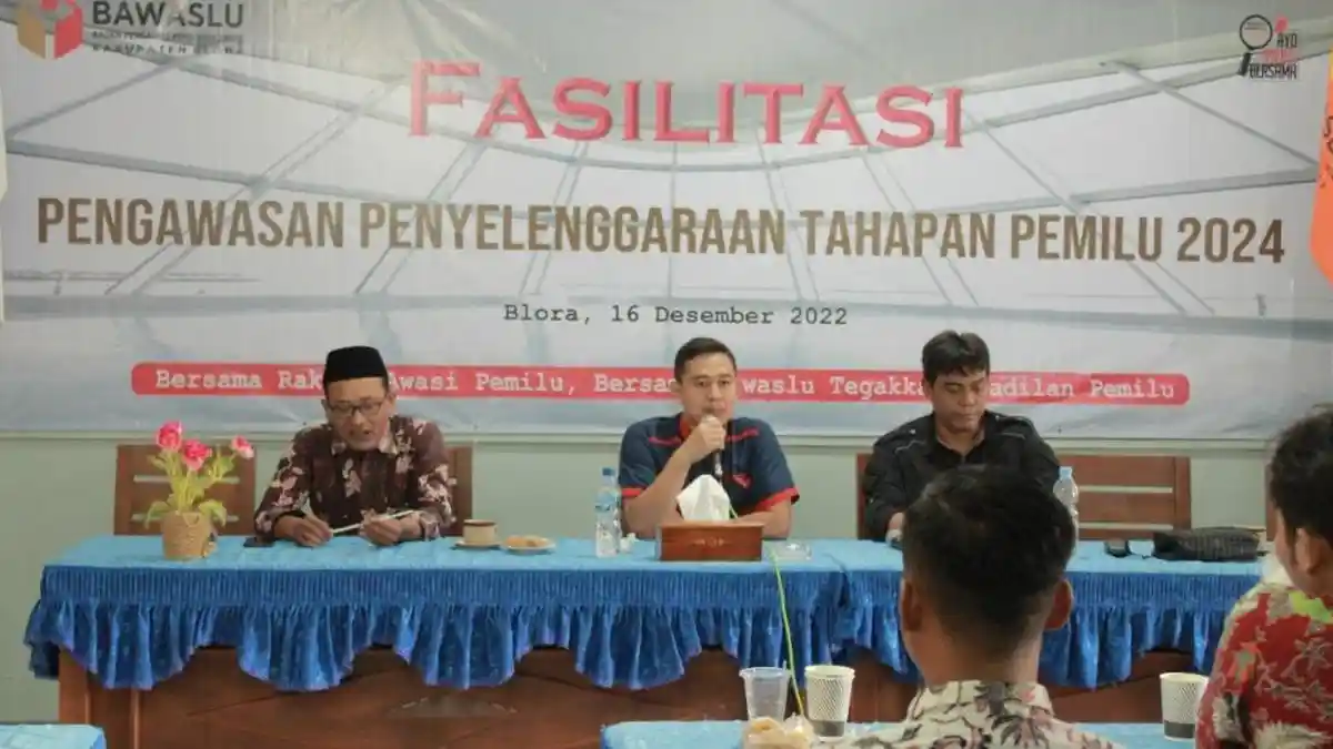 Bawaslu Blora Gelar Rapat Peningkatan Kapasitas SDM Pengawasan untuk Seluruh Paswascam