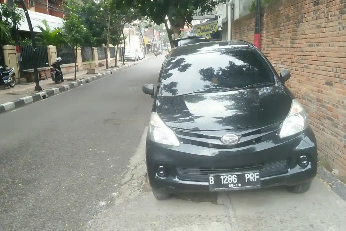 Tak Ada PKL dan Lahan Parkir Jadi Alasan Jalan Jaksa Sepi Turis Bule