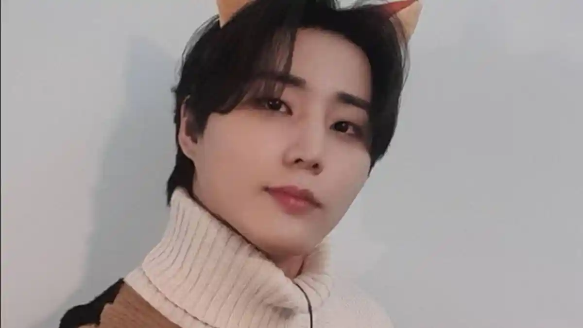 Young K DAY6 Tulis Pesan Haru untuk Penggemarnya Sebelum Ikut Wajib Militer