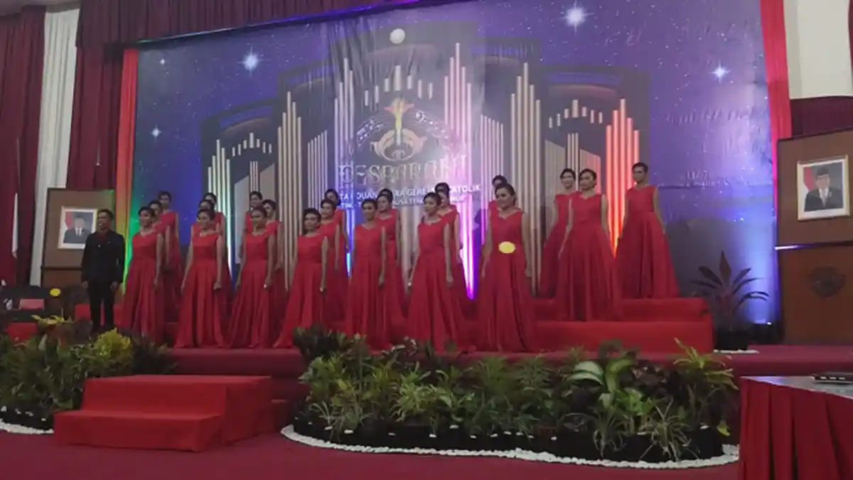 Paduan Suara Dewasa Wanita Sikka Diutus ke Pesparani Ambon