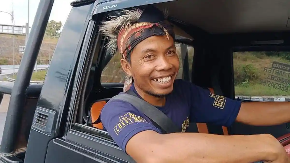 Tol Cisumdawu Bikin Alex Gesit Kemudikan Pikap, Permudah Akses Mobilitas