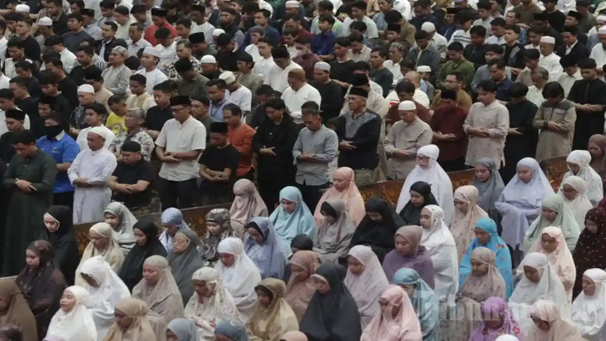 Doa Setelah Sholat Tarawih dan Witir Saat Ramadhan 2026 dengan Tulisan Latin dan Terjemahan