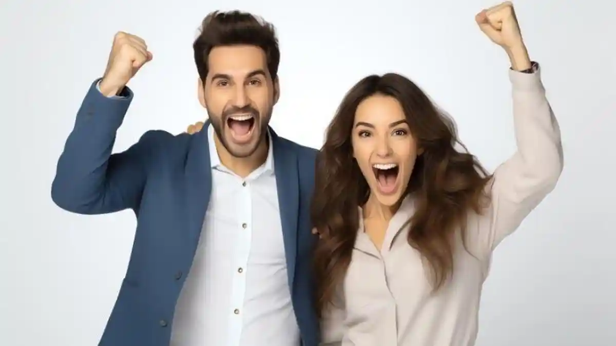 Dua Shio Paling Hoki Hari Ini Jumat 21 November 2025: Kuda Puncak Karisma, Babi Damai di Hati