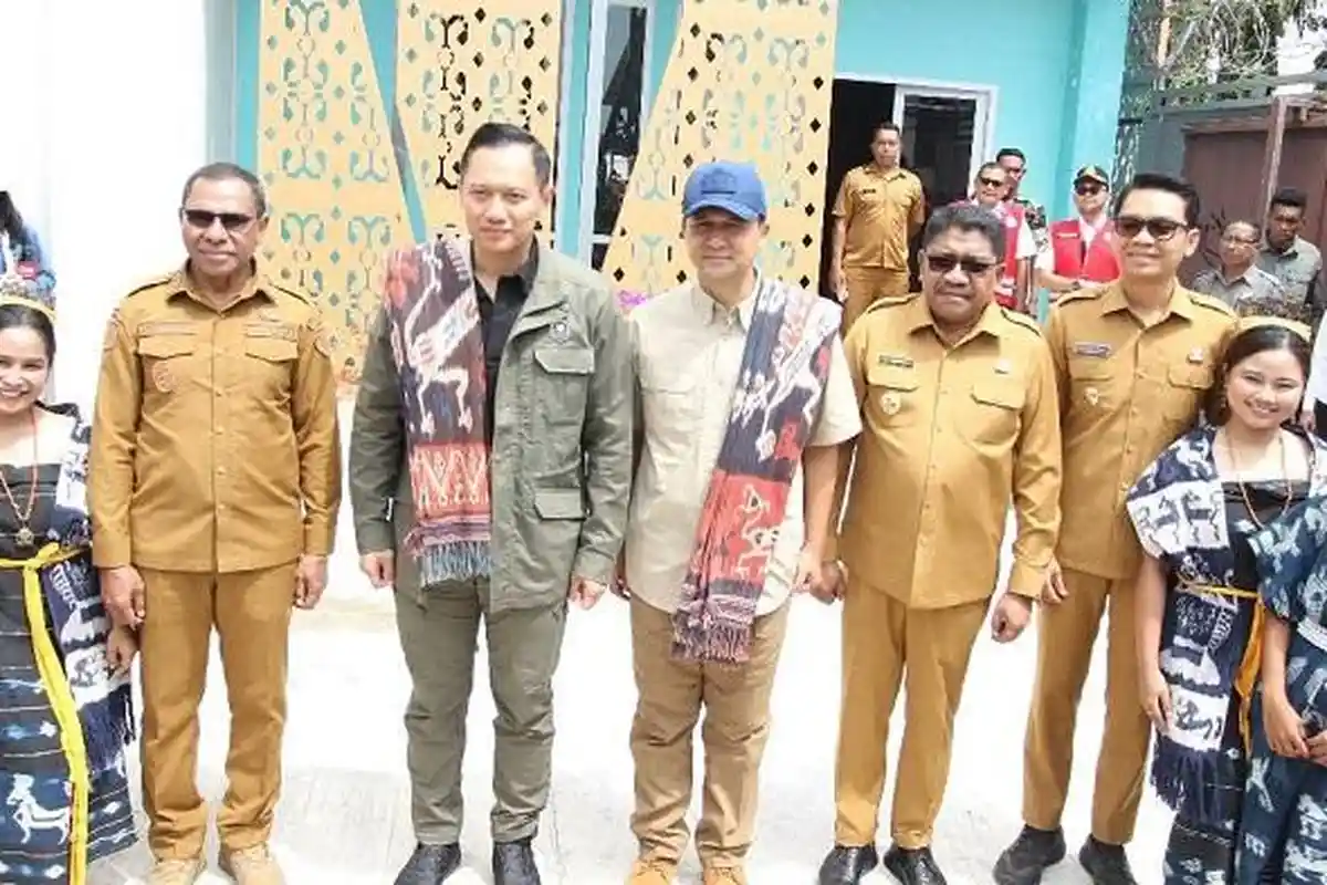 Menteri AHY dan Menteri Transmigrasi Iftitah Berkunjung ke Sumba Timur