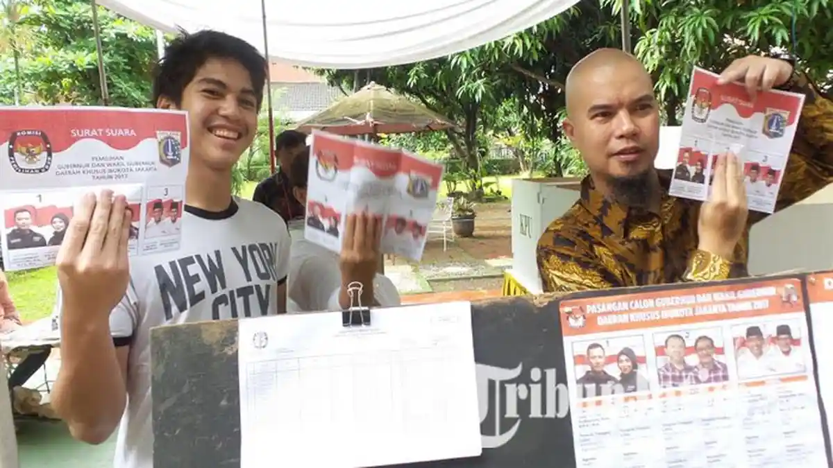 Tutup Gambar Paslon Nomor 2, Tempati Urutan 2, Inikah Karma yang Sudah Diterima Ahmad Dhani?