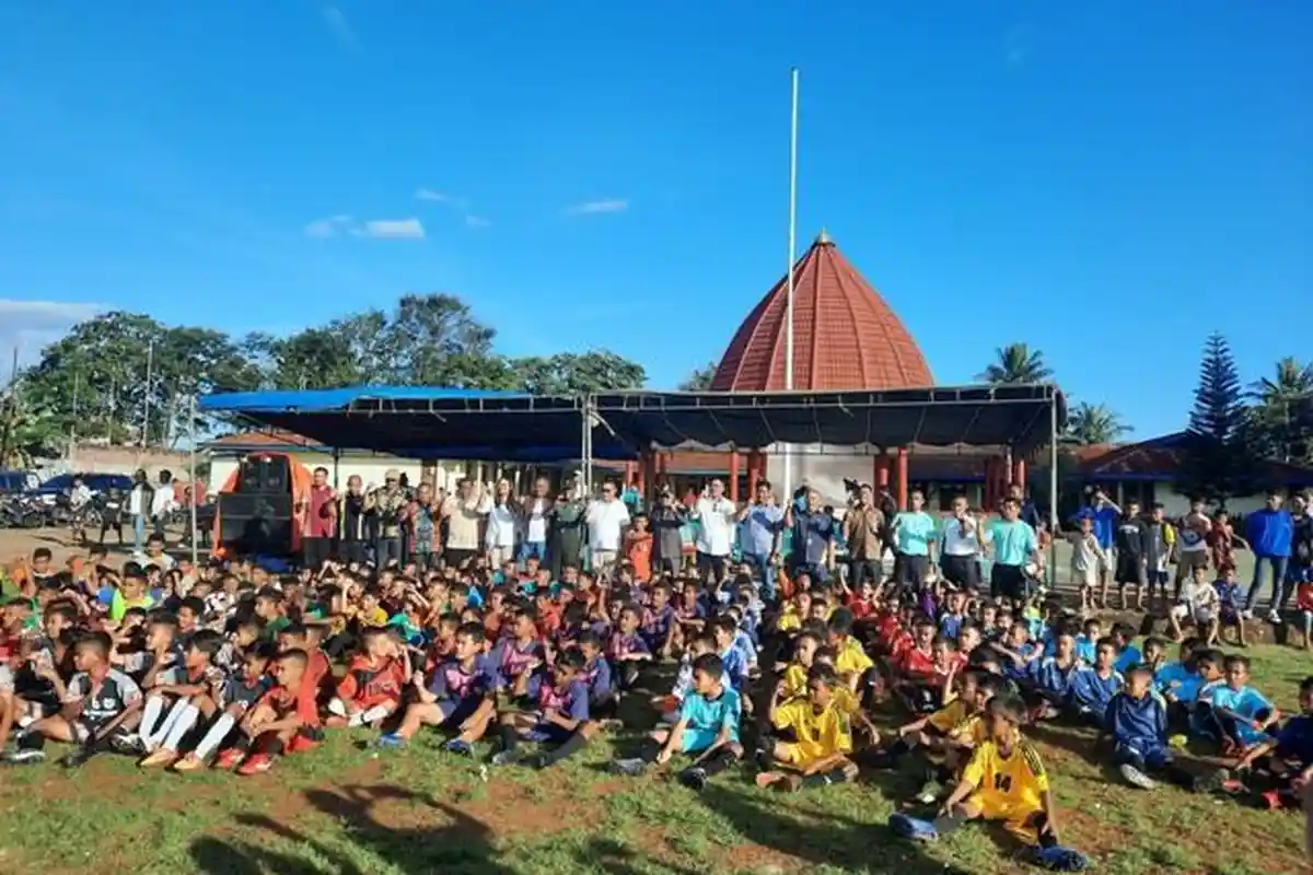 26 Tim Sepak Bola U-10 dan U-12 Ramaikan Festival Bintang Timur Soe Generation