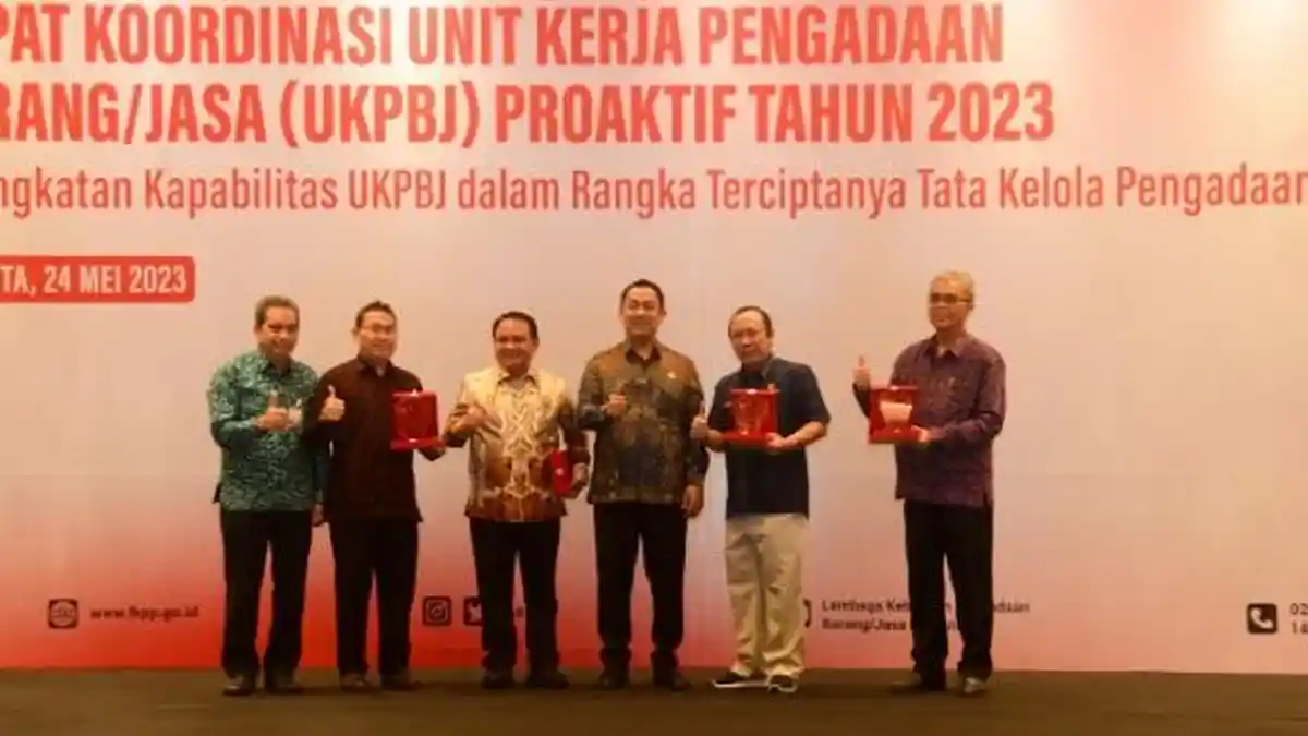 Kemenkumham Raih Penghargaan Terbaik Unit Kerja Pengadaan Barang dan Jasa Proaktif 2023
