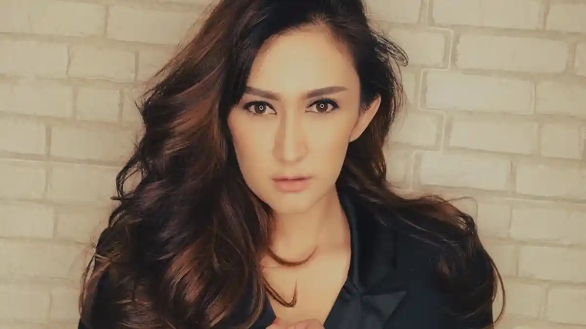 Marah Dengar Kabar Bayi Dilempar dari Atas Gedung di Magelang, Nafa Urbach sampai Tak Konsen Syuting