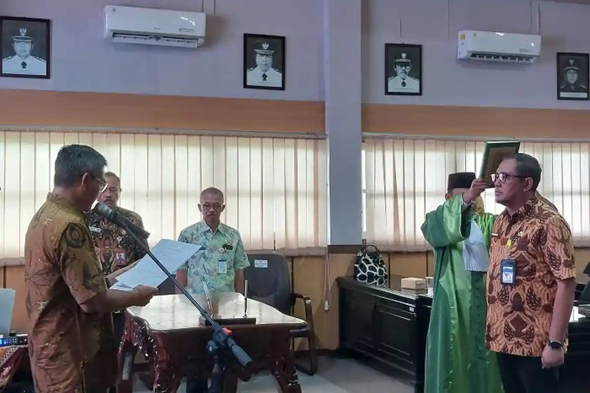 Zulfikar Hadidh Dilantik Jadi Pj Sekda Karanganyar