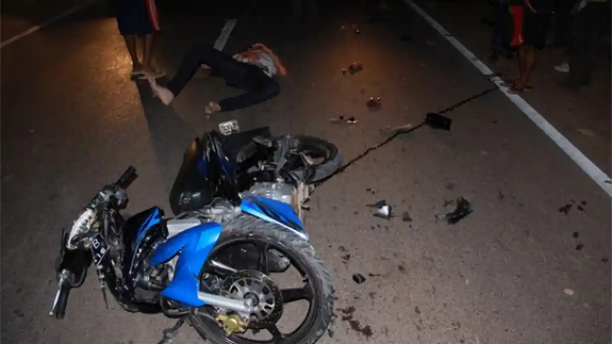 Adu Jangkrik, Made Redita dan Komang Suardana Terpental dengan Luka Serius