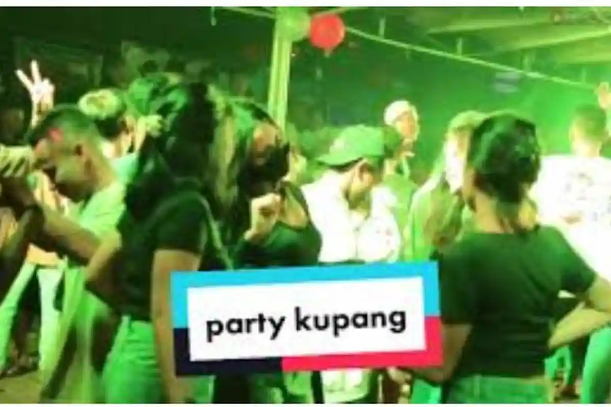 Viral Video Plot Twist Mama Timur Enjoy Party, Warganet: Kita Butuh Mama Seperti Ini di Pesta