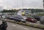 Kondisi-kemacetan-di-Exit-Tol-Bocimi-menuju-arah-jalan-nasional-Sukabumi-Bogor.jpg