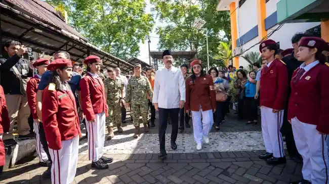 Open House Sekolah Rakyat Manado, Gus Ipul Ungkap Perubahan Positif Para Siswa