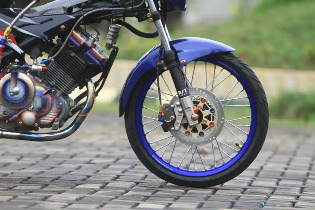 Modif Satria Dengan Konsep Thailook Style - suzuki-satria-fu-dengan-konsep-thailook-style-8.jpg