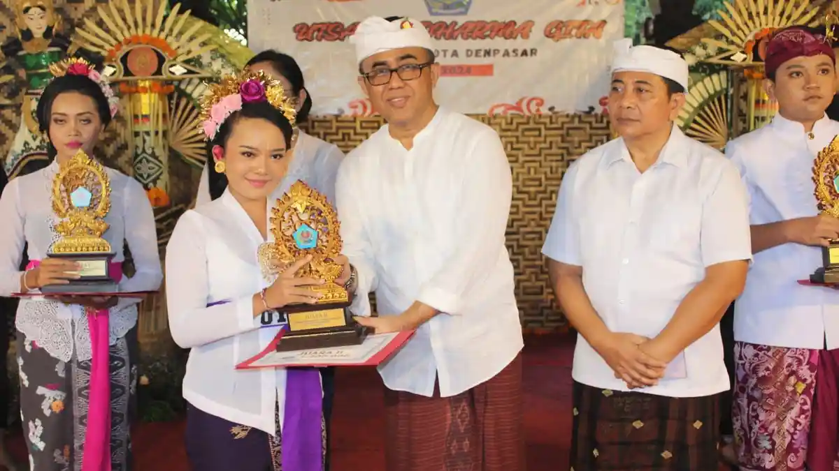 Utsawa Dharma Gita dan Bulan Bahasa Bali Kota Denpasar Resmi Ditutup