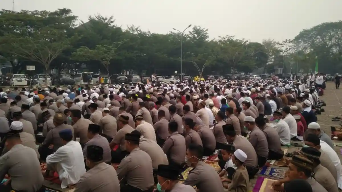 MUI Kalbar Gelar Salat Istisqa, Khusuk Berdoa Turun Hujan
