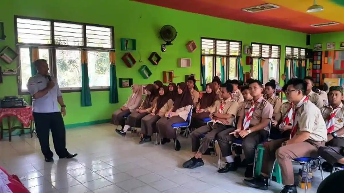 Panwascam Gantung Sosialisasi Pengawasan Bagi Pemilih Pemula