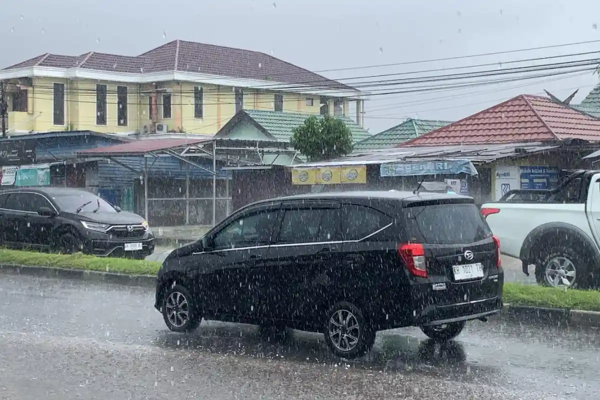 BMKG H Asan Sampit Sebut Kotim Berpotensi Hujan Lebat 3 Hari ke Depan, Waspada Angin Puting Beliung
