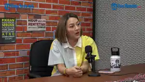 penatua-michaela-elsiana-paruntu-saat-hadir-do-tribun-manado-podcast-senin-3172023.jpg