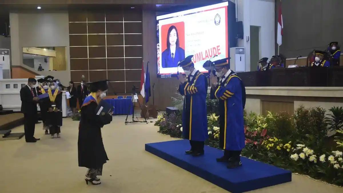 Kali Pertama Setelah 2 Tahun, Upacara Wisuda ke-166 Undip Digelar 4 Hari, Diikuti 1.504 Wisudawan