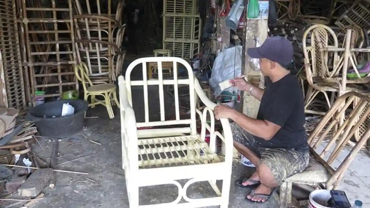 Pengrajin Rotan Palembang Terancam Mati Suri, Banyak yang Sudah Beralih Profesi