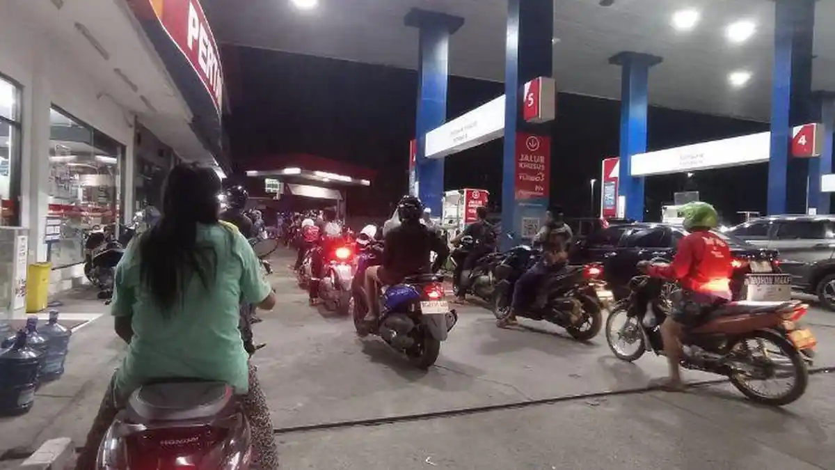 Harga BBM Dikabarkan Naik 1 April, Pertamina Imbau Masyarakat Tunggu Informasi Resmi