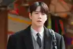 Lee-Jun-Young-bintang.jpg