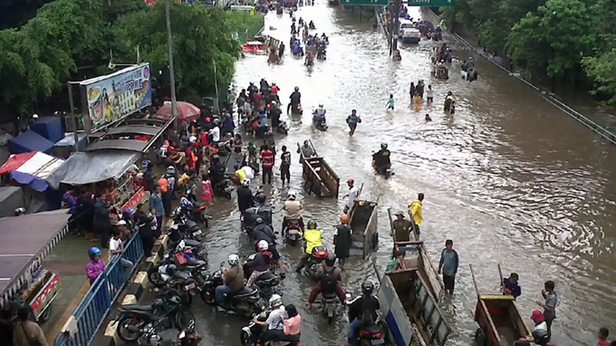 Genangan Banjir Menyebar di Jakarta