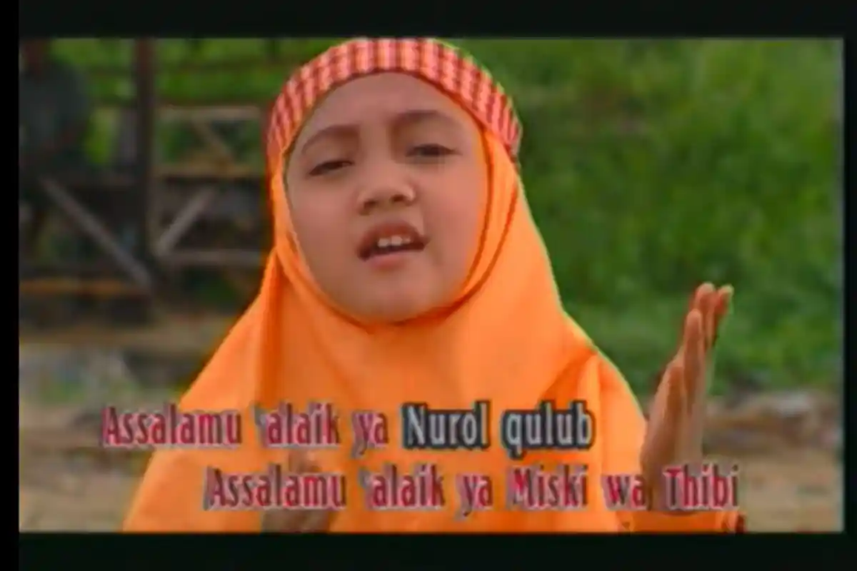 Lama Hilang dari TV, Penampilan Sulis Rekan Duet Haddad Alwi Sekarang Makin Glamor dan Awet Muda