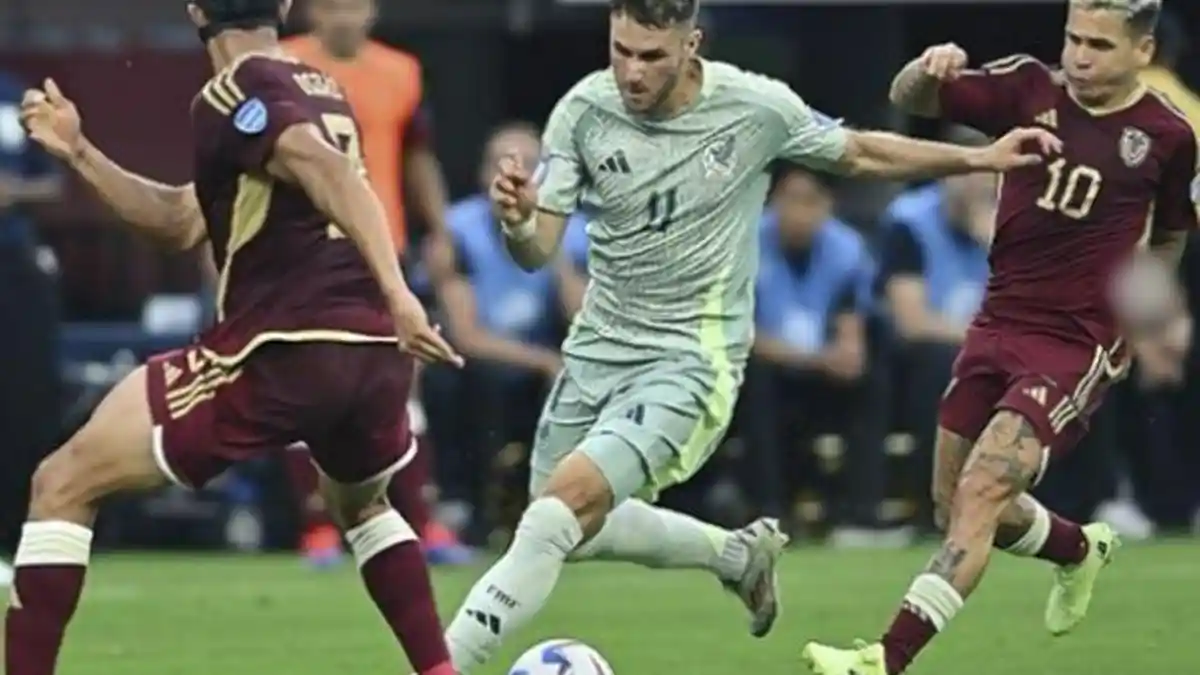Lupakan Joshua Zirkzee, AC Milan Fokus Pada Striker Jebolan Copa America 2024