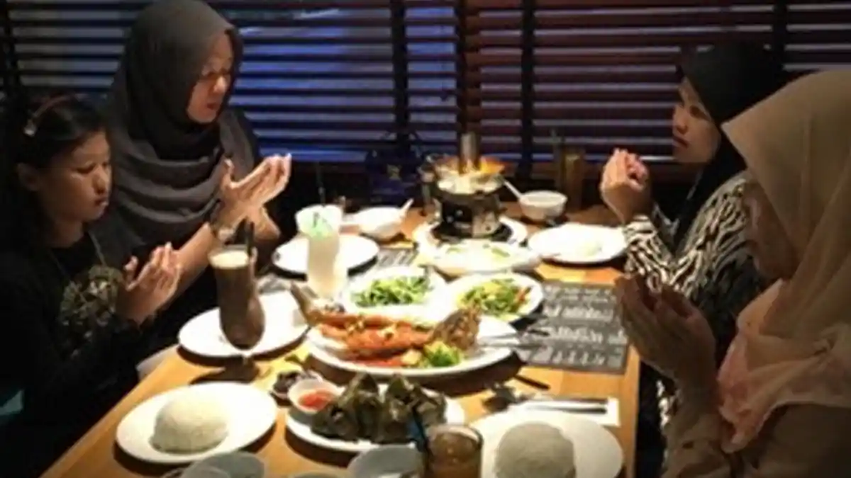 Hati-hati, Hindari 7 Makanan Ini Saat Berbuka Puasa atau Dampak Buruk Siap Mengintai