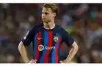 ekspresi-kecewa-frenkie-de-jong-usai-barcelona-kalah.jpg