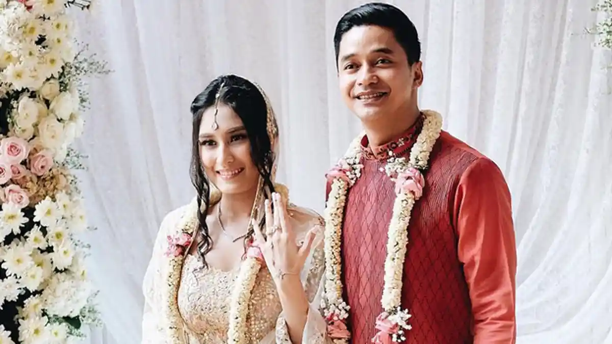 Resmi Tunangan Meski Terpaut Usia 10 Tahun, Begini Perjalanan Cinta ...