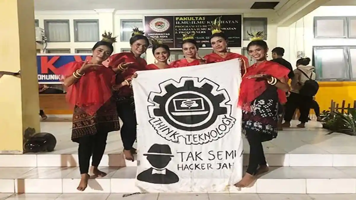 Sempat Gugup dan Takut, Penari FST Unipa Berhasil Gempar Panggung Acara di Unipa