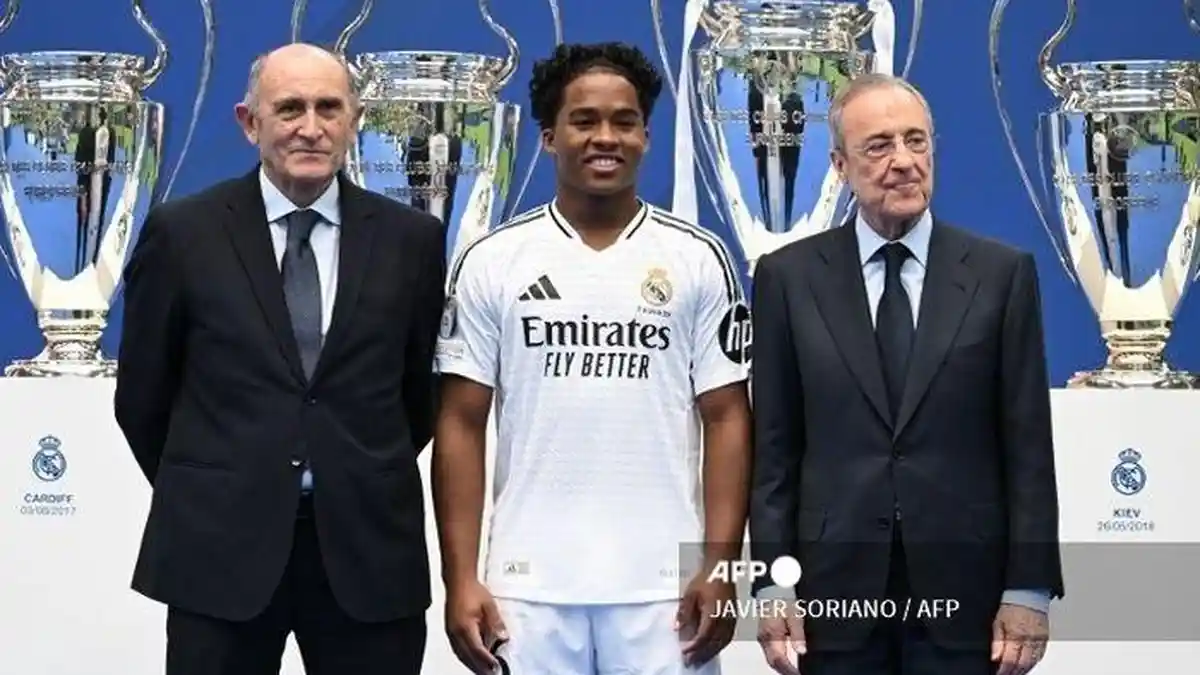 Real Madrid Perkenalkan Wonderkid Anyar, Alasan Endrick Gabung Singgung Cristiano Ronaldo