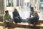 Bhabin Polsek Simpang Pematang Safari Subuh Berjamaah di Masjid Demak