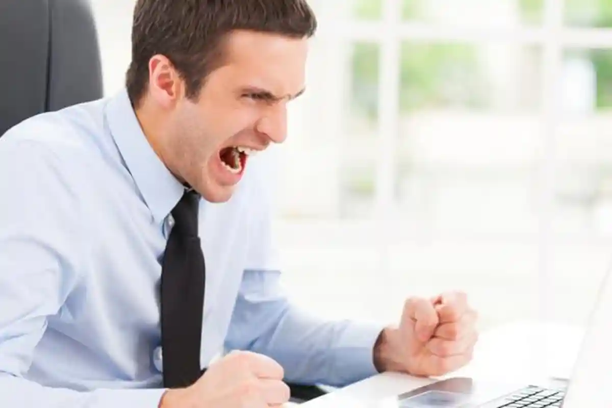 Ternyata Kebiasaan Mengumpat Bikin Sehat