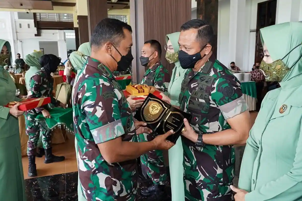 Pangdam Pimpin Sertijab Tujuh Pejabat Kodam Iskandar Muda