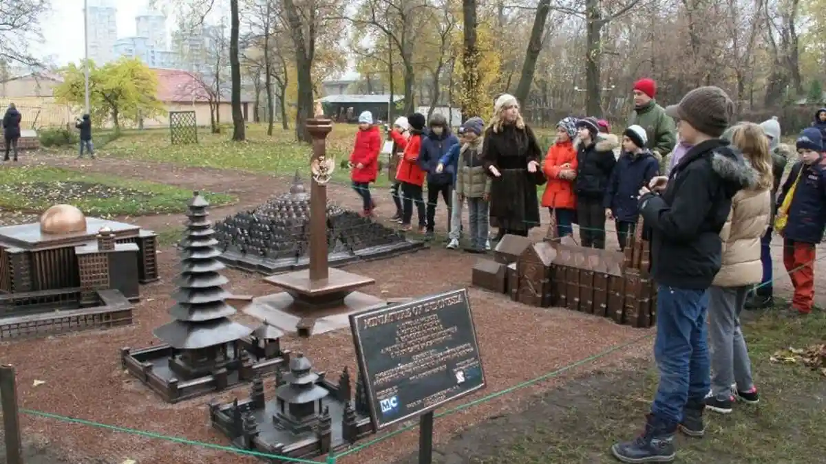 Tepat di Hari Pahlawan, Miniatur Indonesia di Ukraina Dibuka