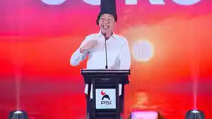 KERJA-KERAS-Jokowi-di-Rakernas-PSI-Makassar-31-Januari-2026.jpg