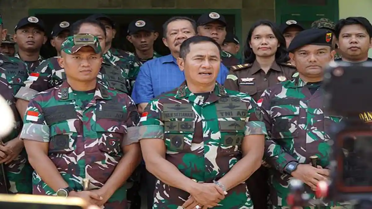 Dandim 1208/Sambas Dampingi Kunker Pangdam XII/TPR di Perbatasan Temajuk