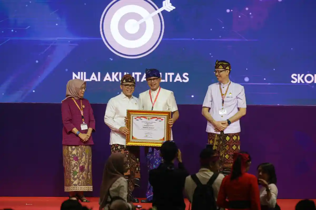 Pemkot Bogor Sabet Penghargaan Kemenpan-RB, Bima Arya: Ini untuk Semua ASN