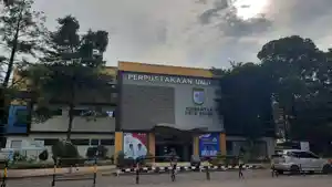 Gedung-Perpus-dan-arsip-Kota-Depok.jpg