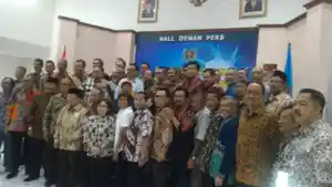 sertifikat-palsu.jpg