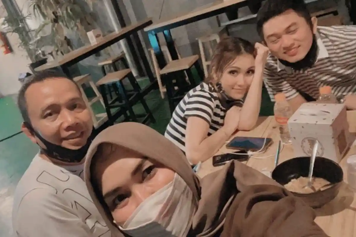 Ayu Ting Ting Ajak Adit Jayusman Temui Kedua Orangtuanya, Sang Ibunda Beri Lampu Hijau?