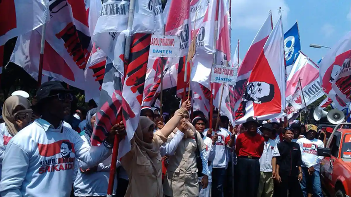 Srikandi Gardu Prabowo Kawal Sidang Mahkamah Konstitusi